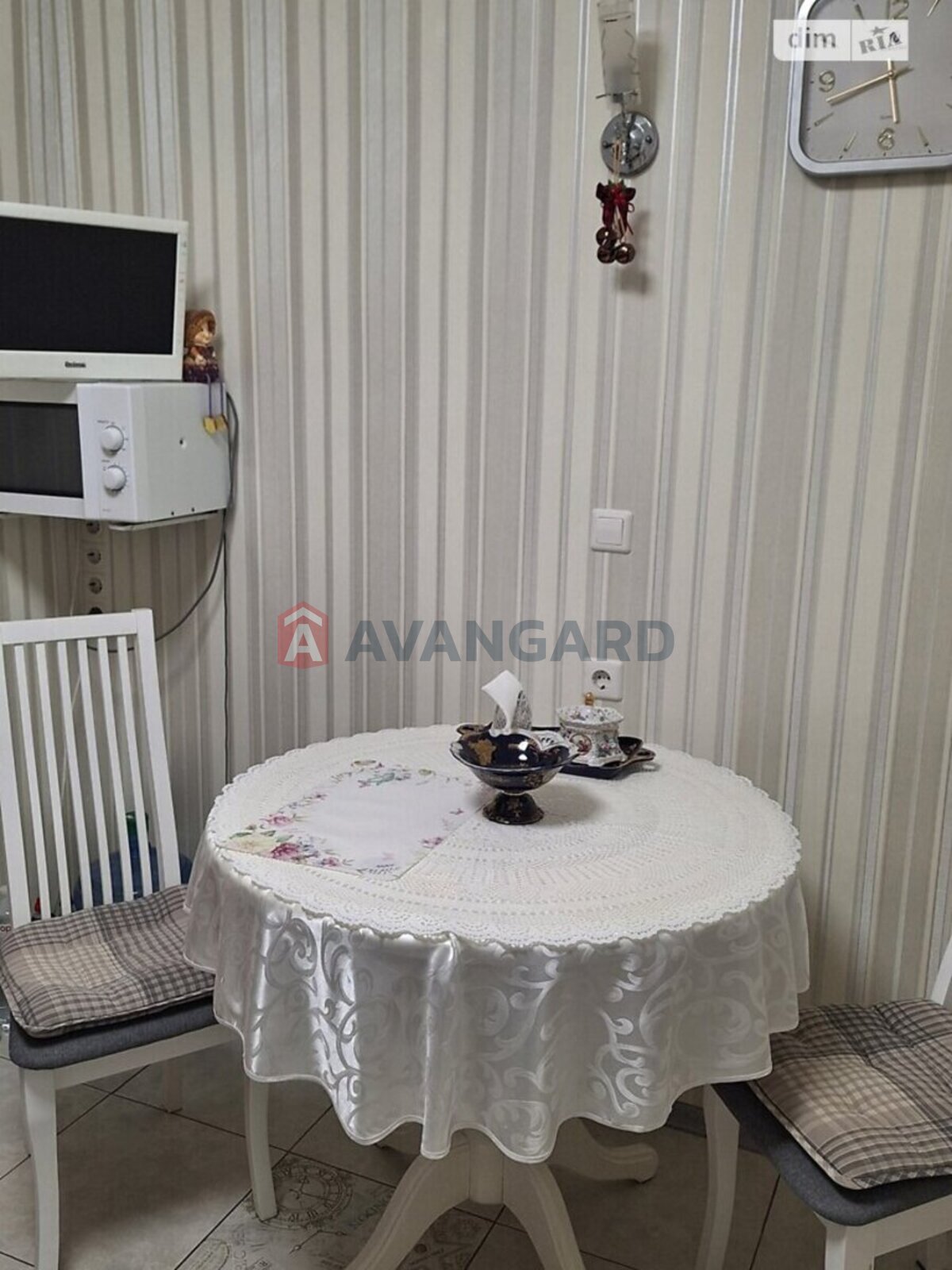 3 кім. квартира, 67/45/7 кв. м., 7/9 поверх фото 8 3 кім. квартира, 67/45/7 кв. м., 7/9 поверх фото 8