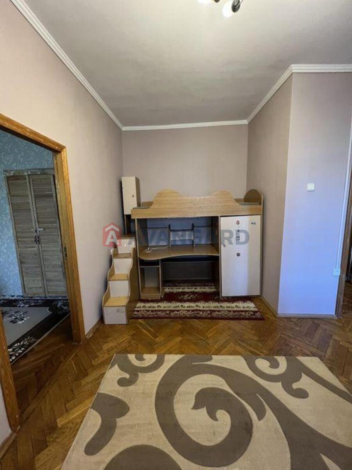 2 ��. ��������, 42/-/6 ��. �., 5/5 ������ ���� 2