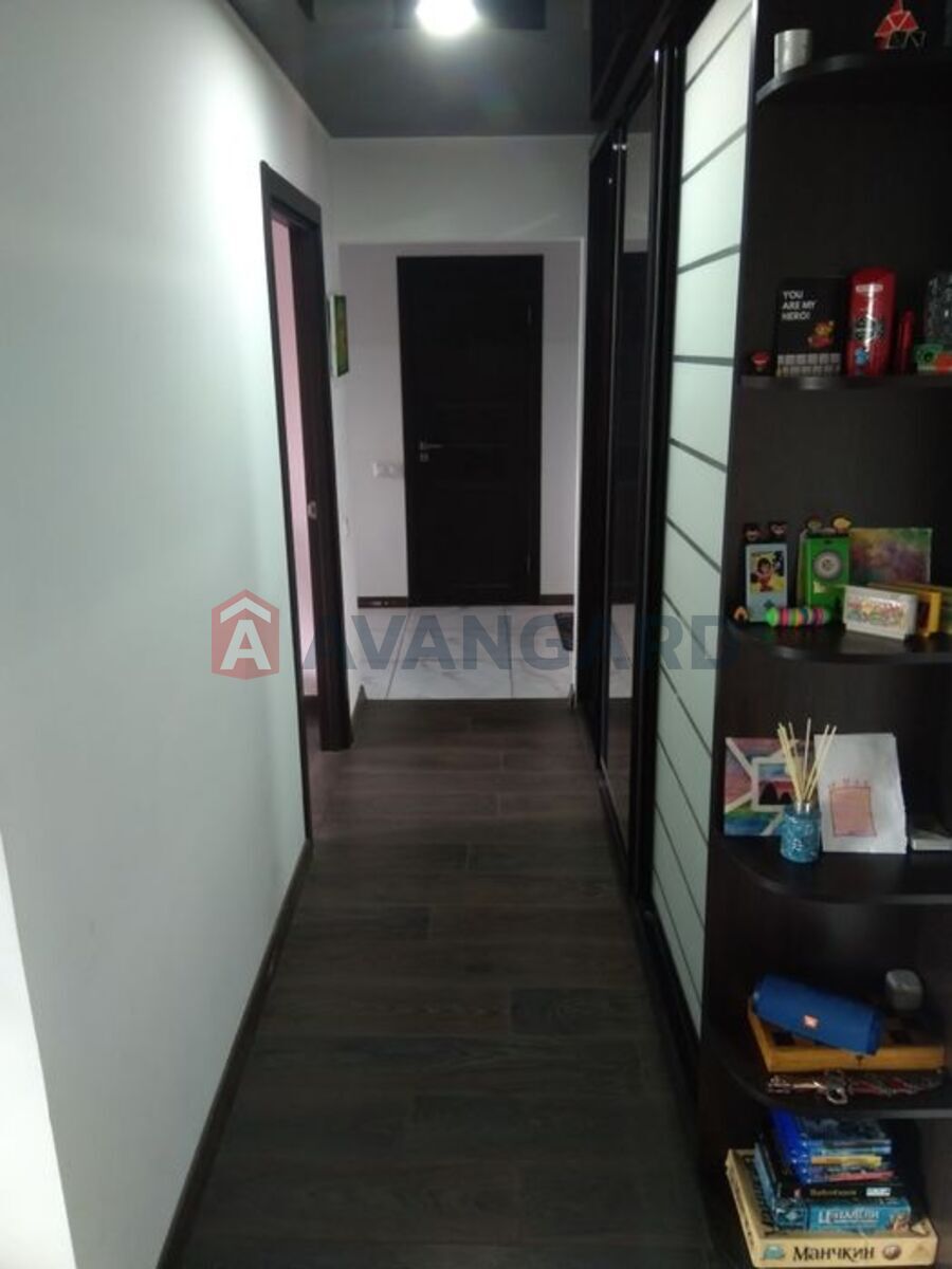 3 ����. ��������, 69/-/13 ��. �., 4/9 ���� ���� 11