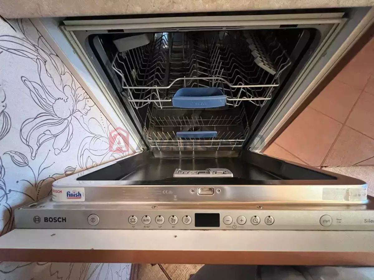 3 ��. ��������, 65/-/11 ��. �., 9/9 ������ ���� 18