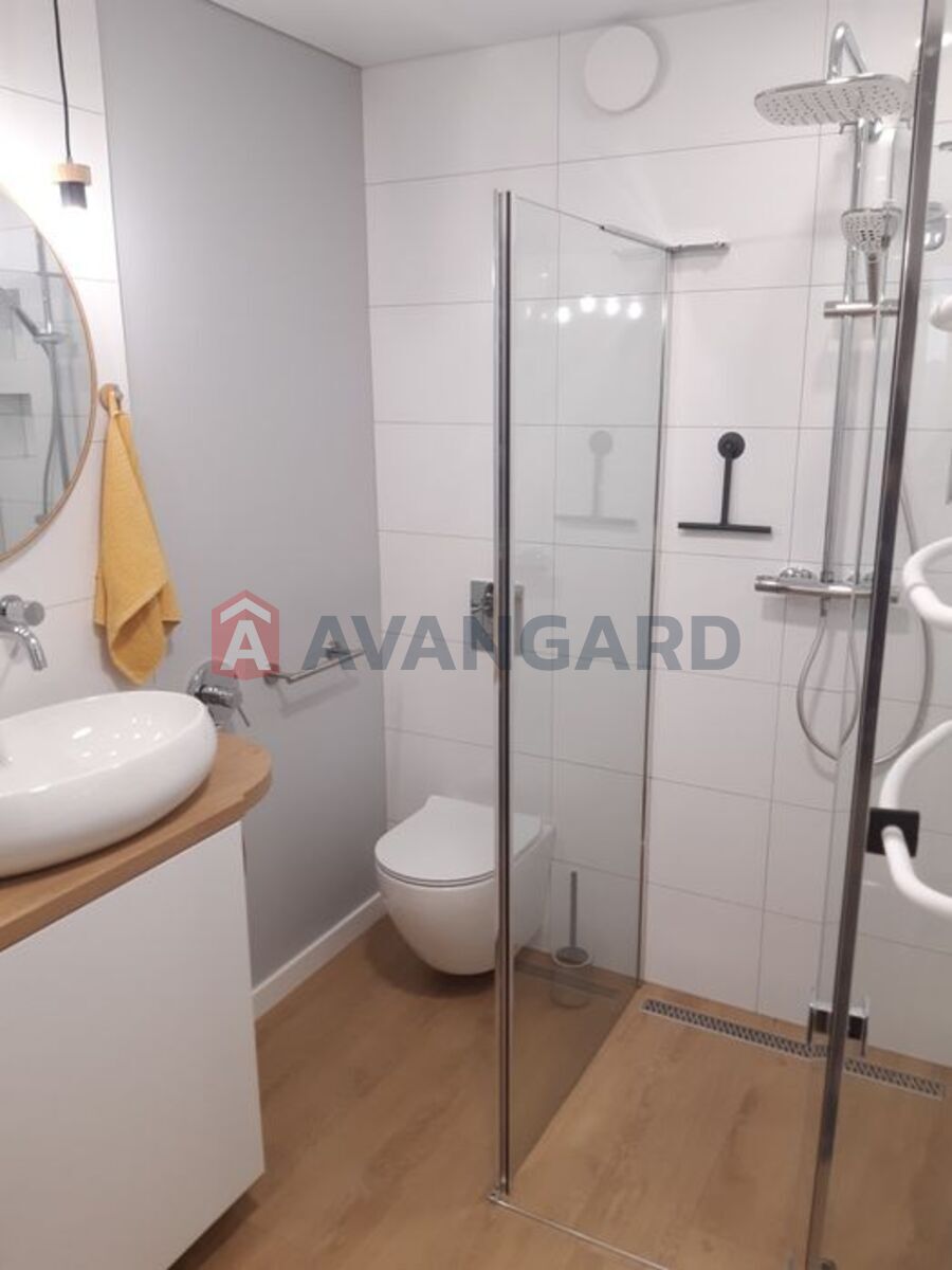 1 ��. ��������, 38/-/15 ��. �., 6/10 ������ ���� 15