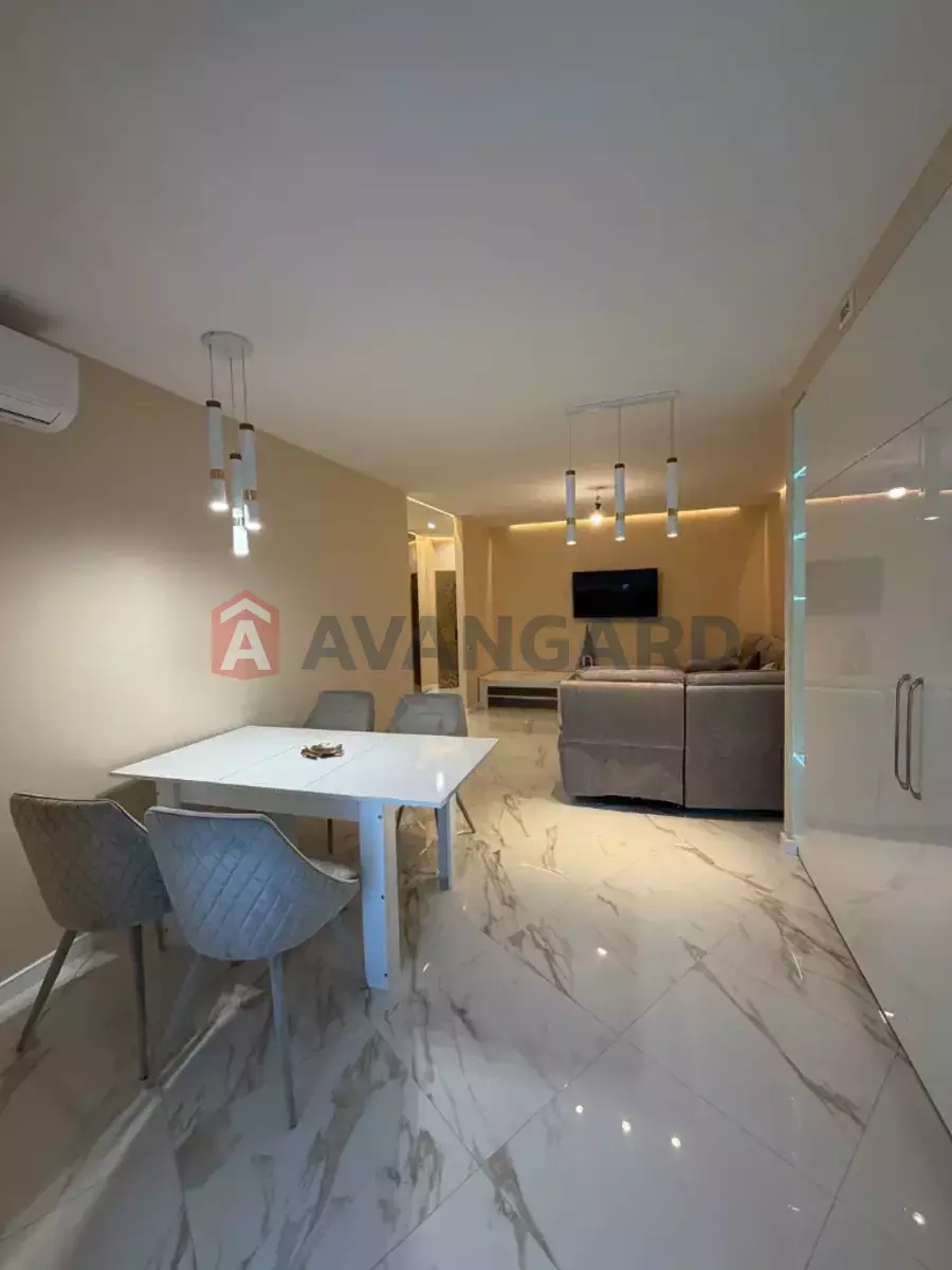 3 ��. ��������, 106/-/- ��. �., 10/18 ������ ���� 17