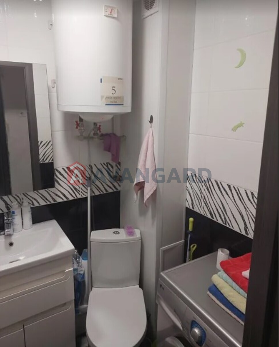 3 ��. ��������, 64/44/7 ��. �., 7/10 ������ ���� 3