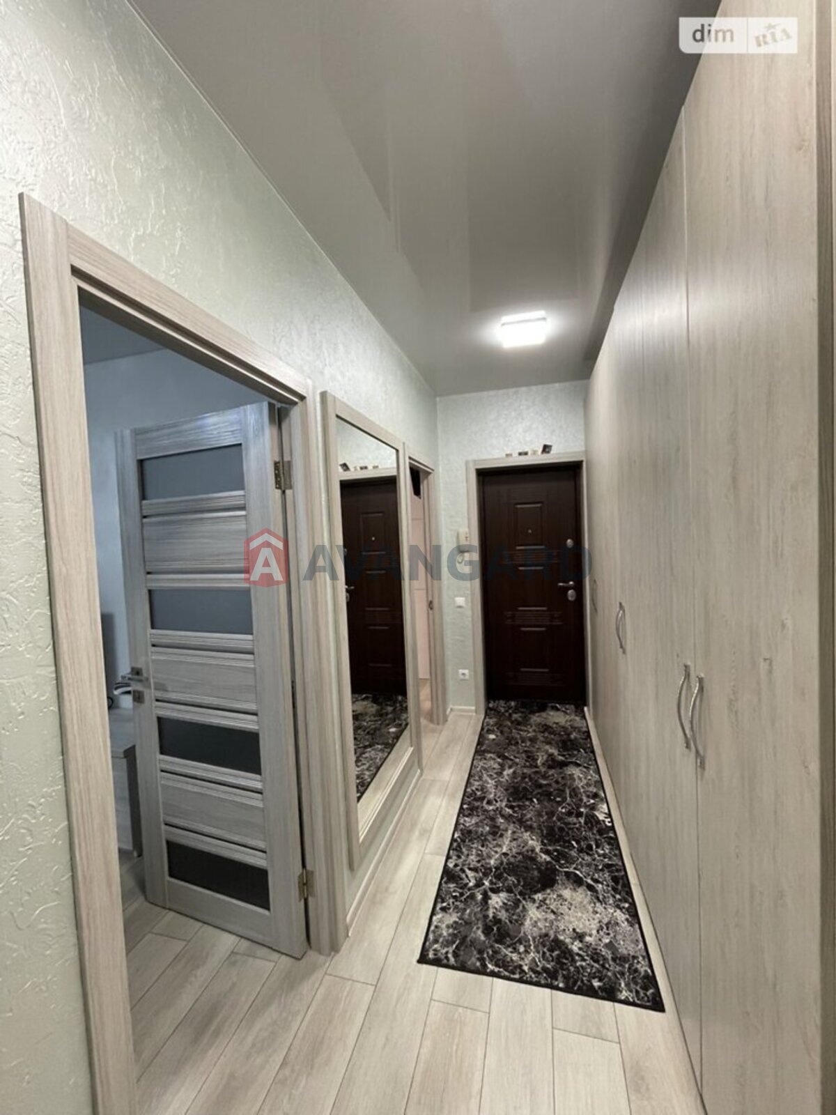 2 кім. квартира, 71/38/11 кв. м., 4/10 поверх фото 9 2 кім. квартира, 71/38/11 кв. м., 4/10 поверх фото 9