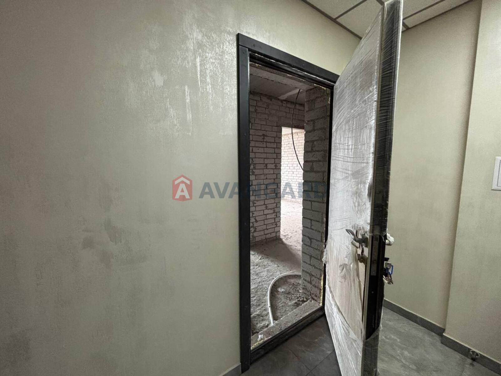 2 ��. ��������, 68/-/12 ��. �., 7/9 ������ ���� 15