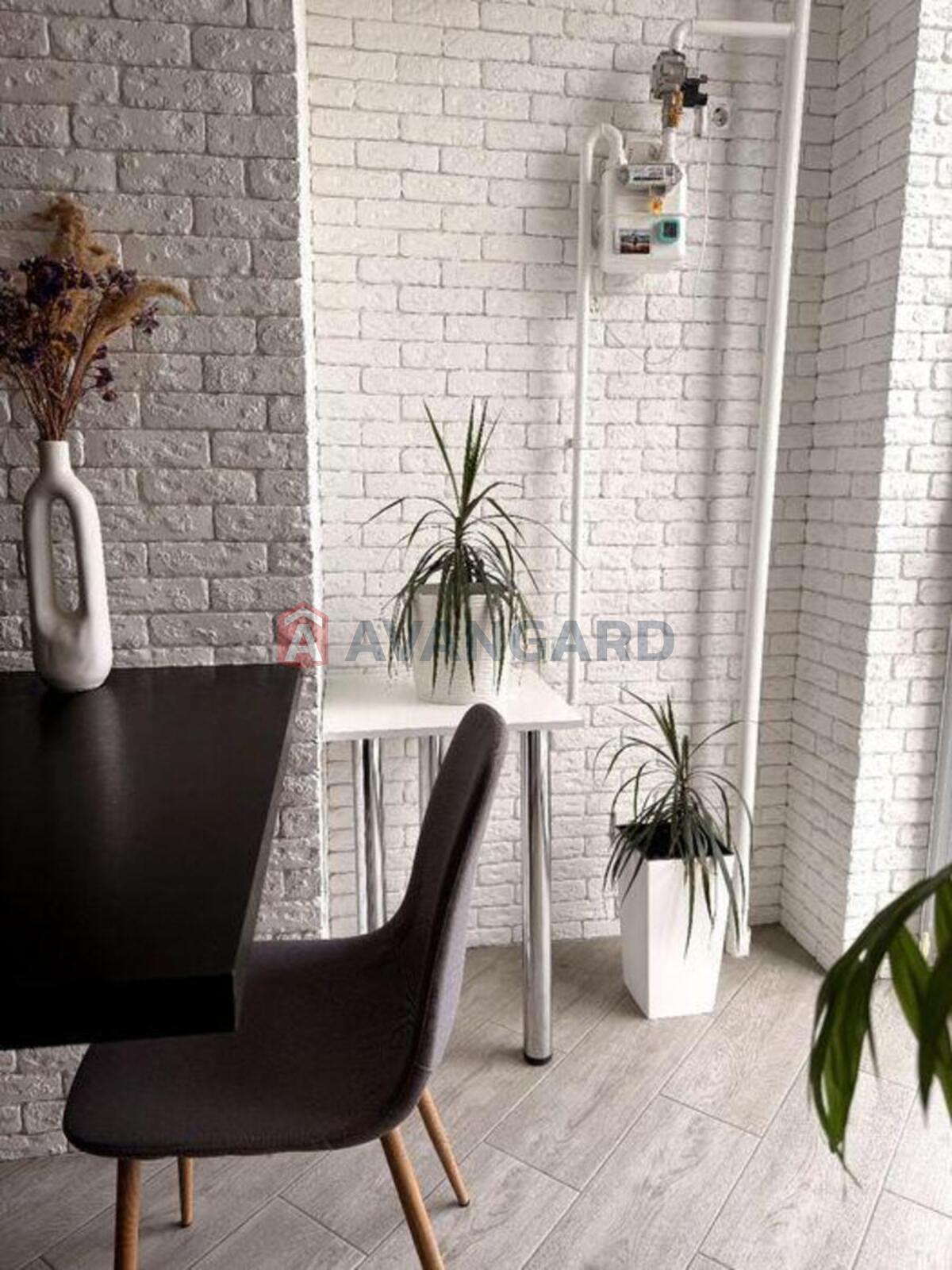 1 ��. ��������, 32/-/9 ��. �., 8/10 ������ ���� 6