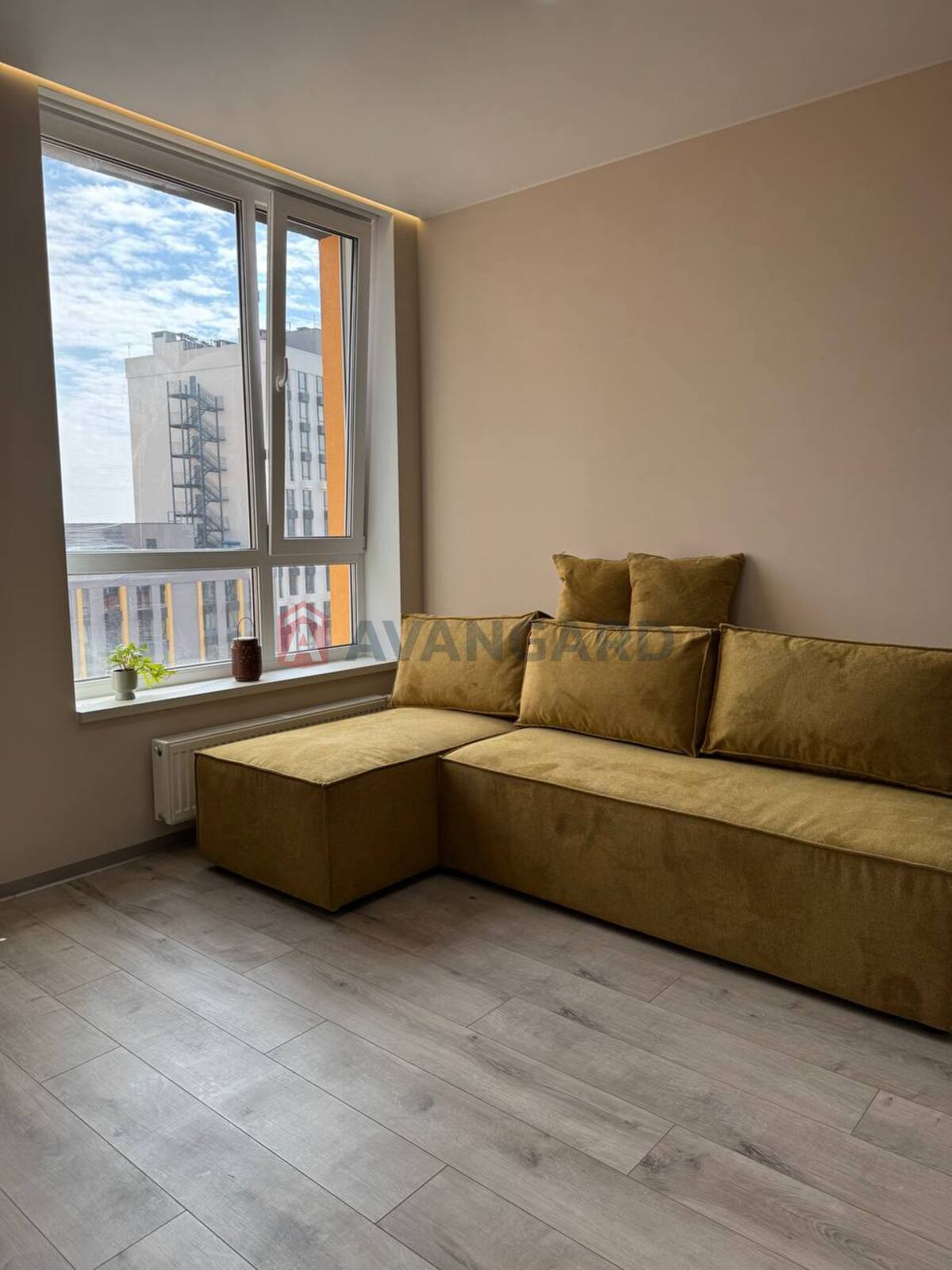 1 ��. ��������, 34/12/8 ��. �., 20/26 ������ ���� 11