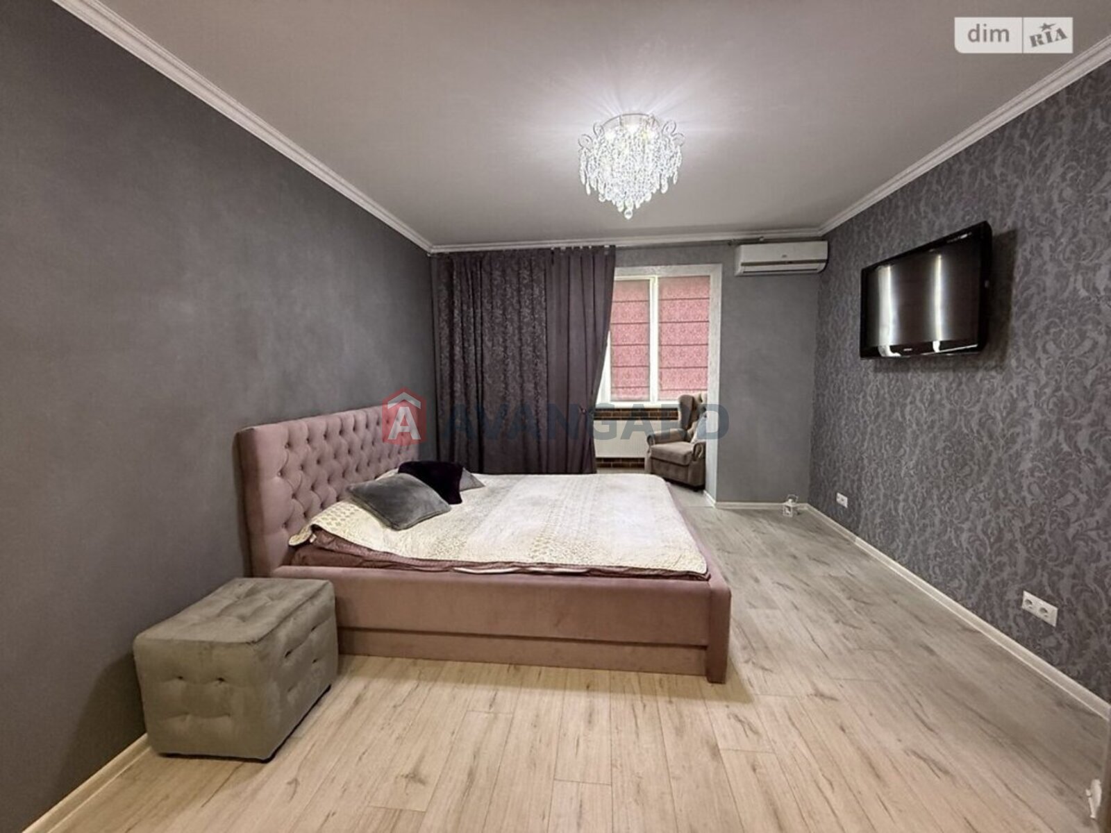 1 ����. ��������, 46/22/13 ��. �., 8/12 ���� ���� 2