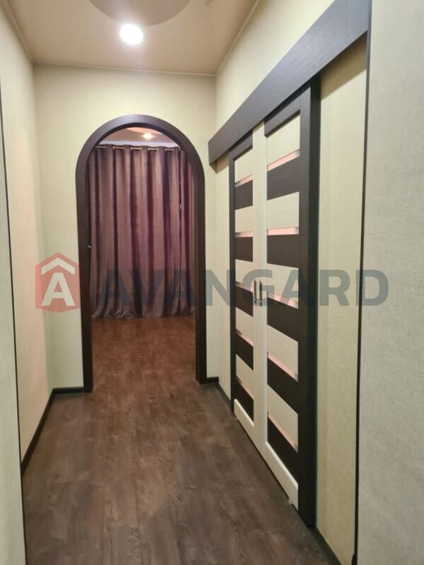 2 . , 60/-/8 . ., 2/4   10