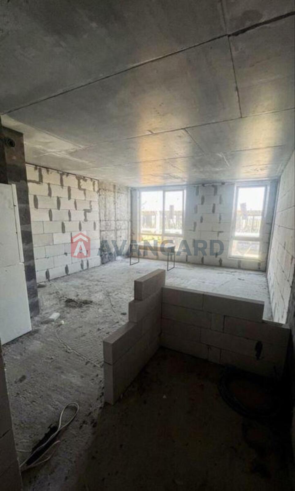 1 ��. ��������, 35/-/19 ��. �., 2/5 ������ ���� 8