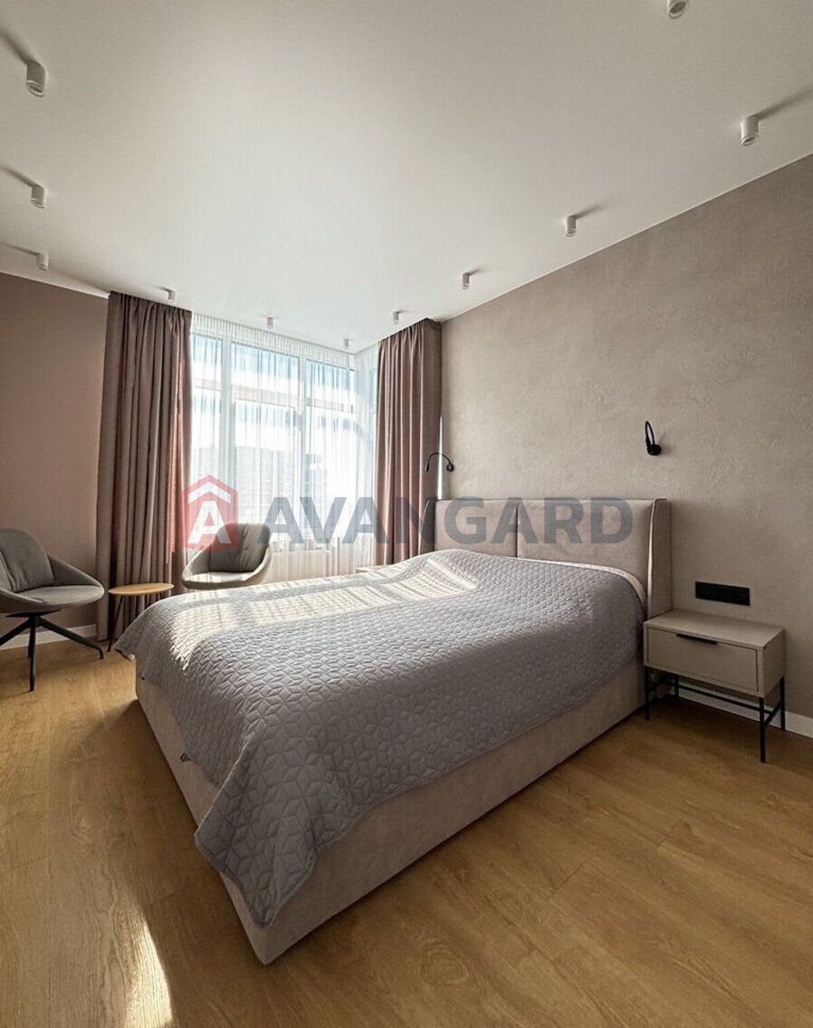 2 ����. ��������, 72/27/21 ��. �., 23/26 ���� ���� 10