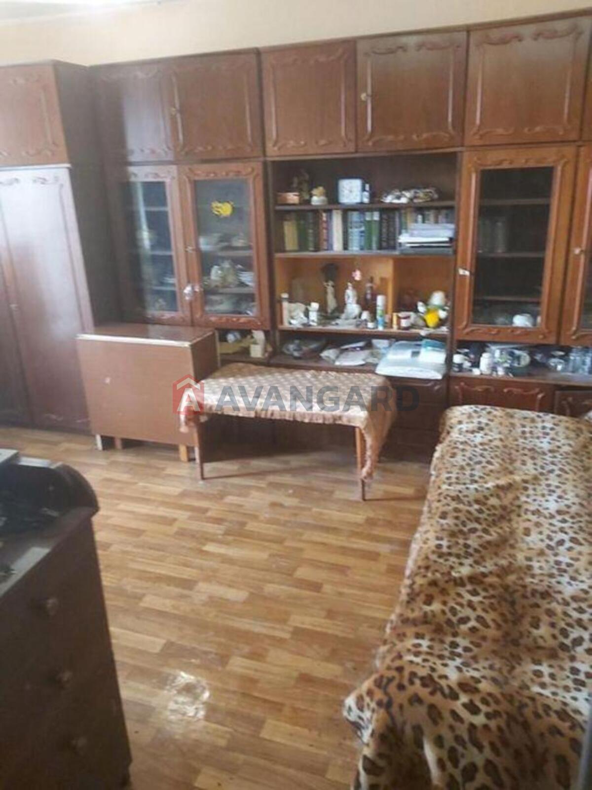 2 ��. ��������, 56/-/7 ��. �., 9/9 ������ ���� 1