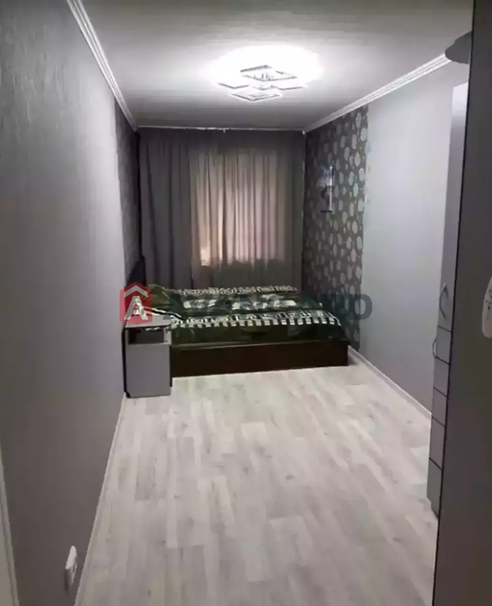 2 ��. ��������, 45/-/8 ��. �., 3/5 ������ ���� 14