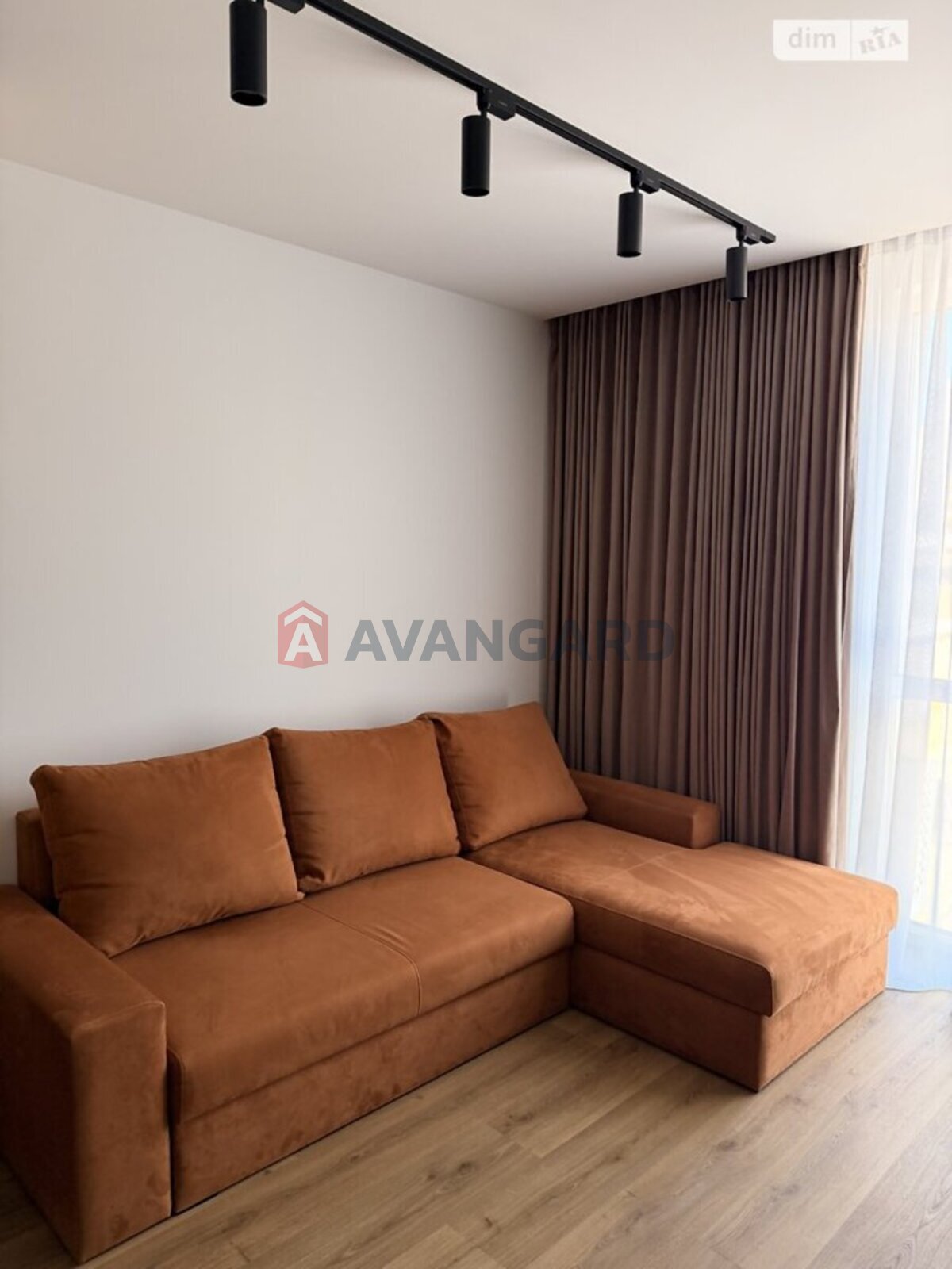 1 ��. ��������, 53/53/6 ��. �., 3/10 ������ ���� 2