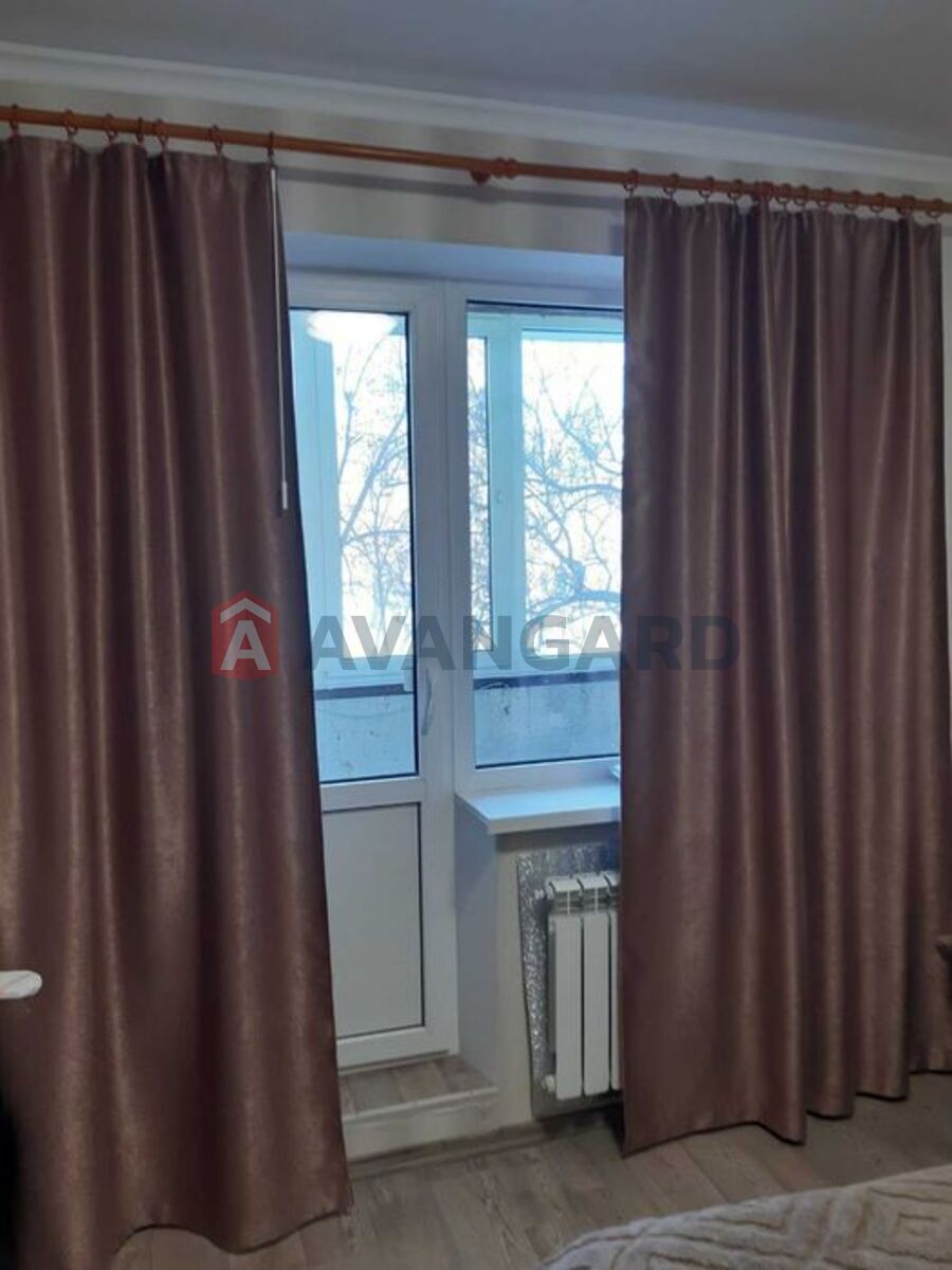 3 ��. ��������, 71/-/8 ��. �., 2/10 ������ ���� 6