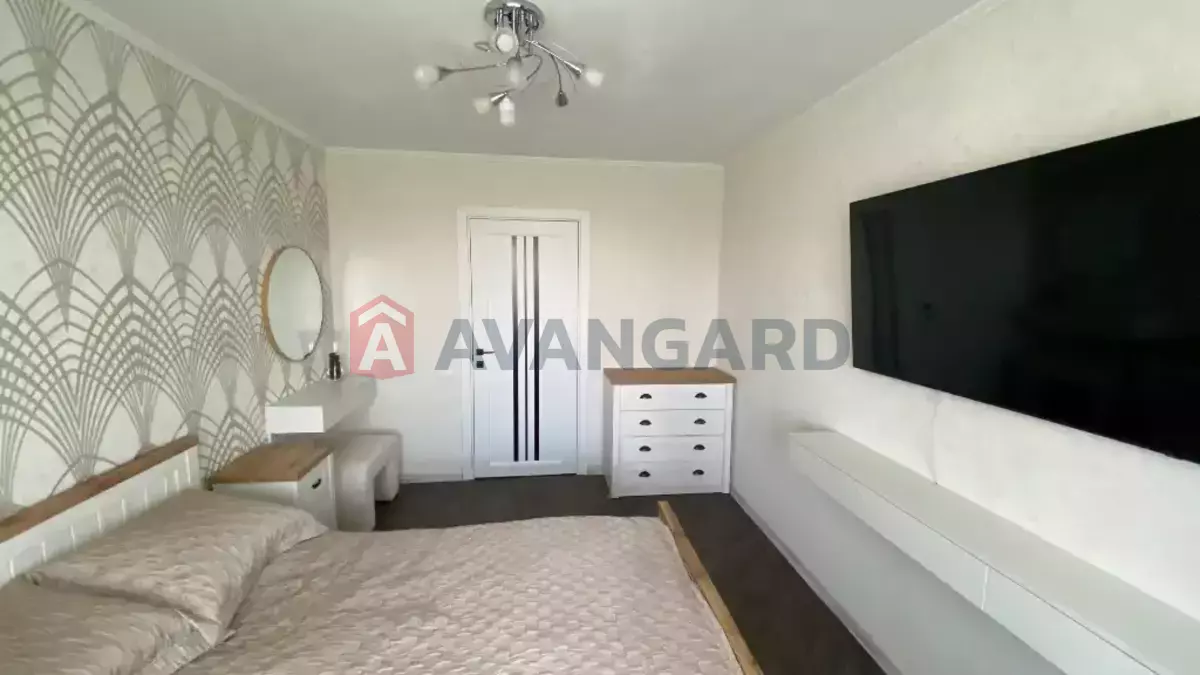 3 ��. ��������, 70/-/- ��. �., 7/9 ������ ���� 14