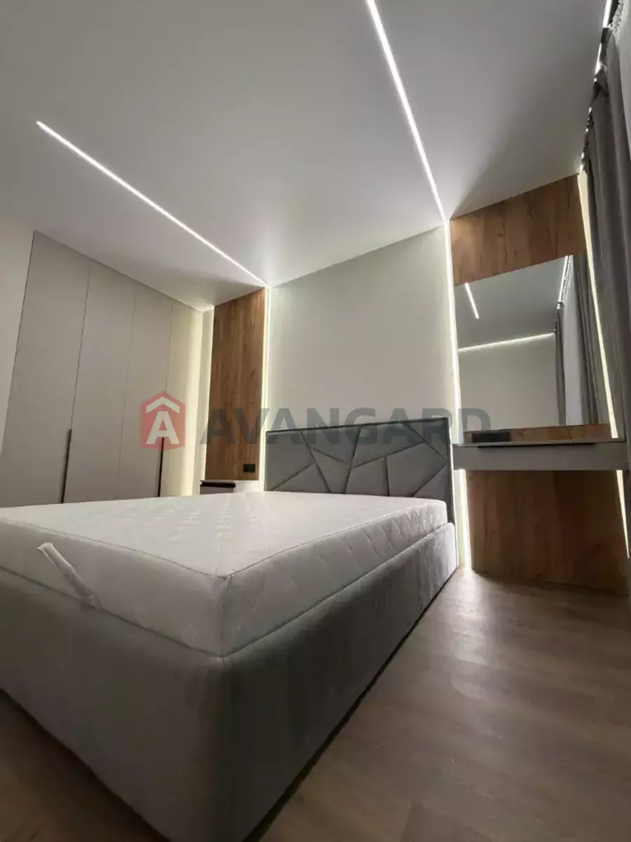 1 ��. ��������, 44/17/15 ��. �., 5/10 ������ ���� 3