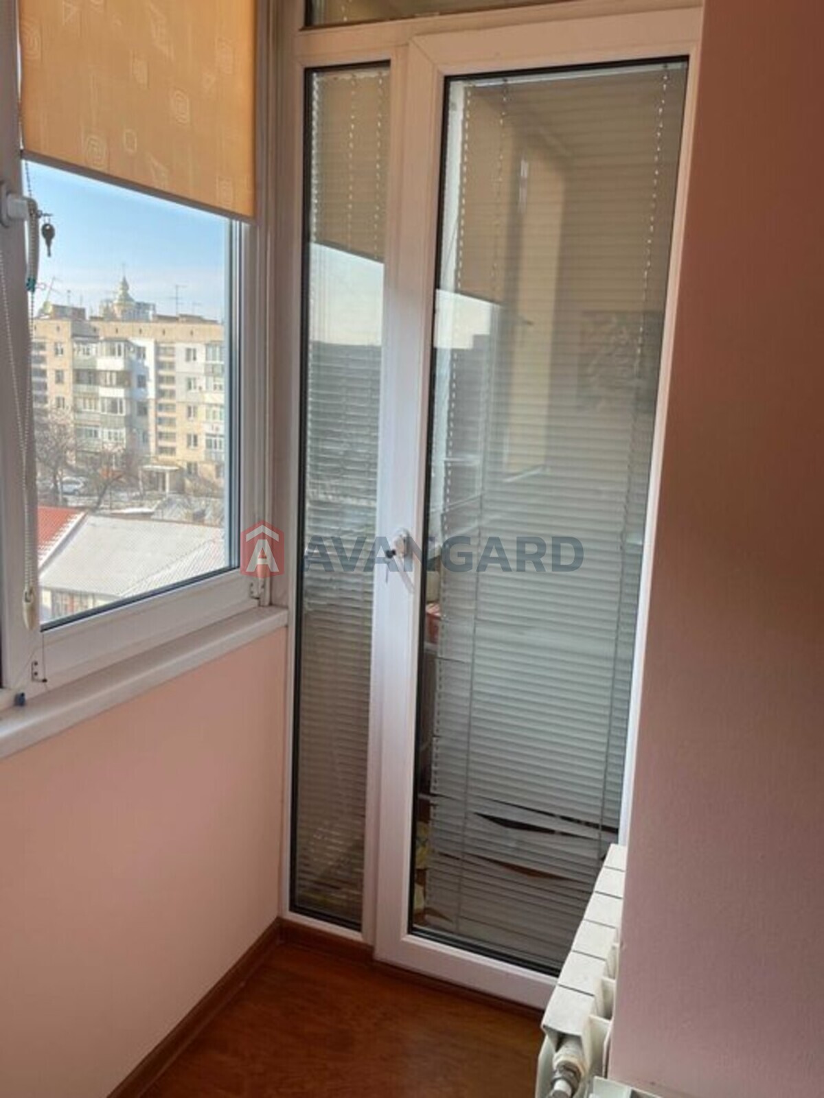 3 ��. ��������, 70/-/7 ��. �., 5/9 ������ ���� 3