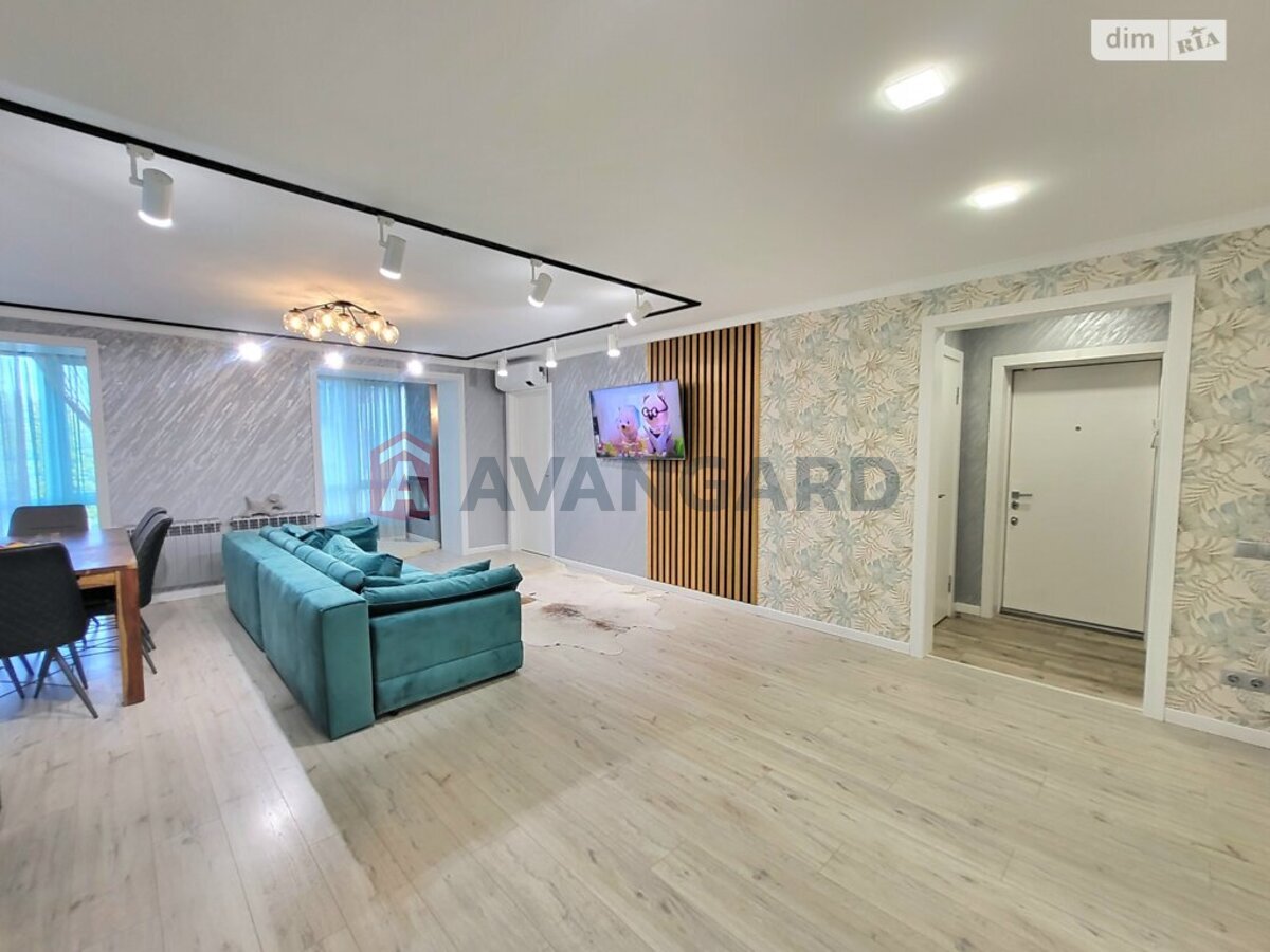 3 ��. ��������, 91/45/40 ��. �., 4/8 ������ ���� 7