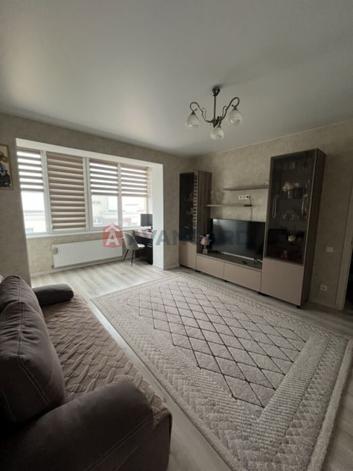 2 ����. ��������, 53/-/7 ��. �., 10/10 ���� ���� 6