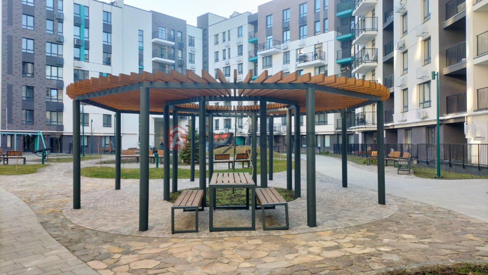 1 ��. ��������, 47/18/16 ��. �., 2/7 ������ ���� 14