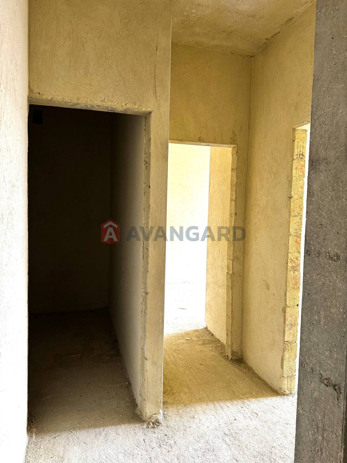 3 ��. ��������, 80,7/42,51/15,45 ��. �., 2/9 ������ ���� 5