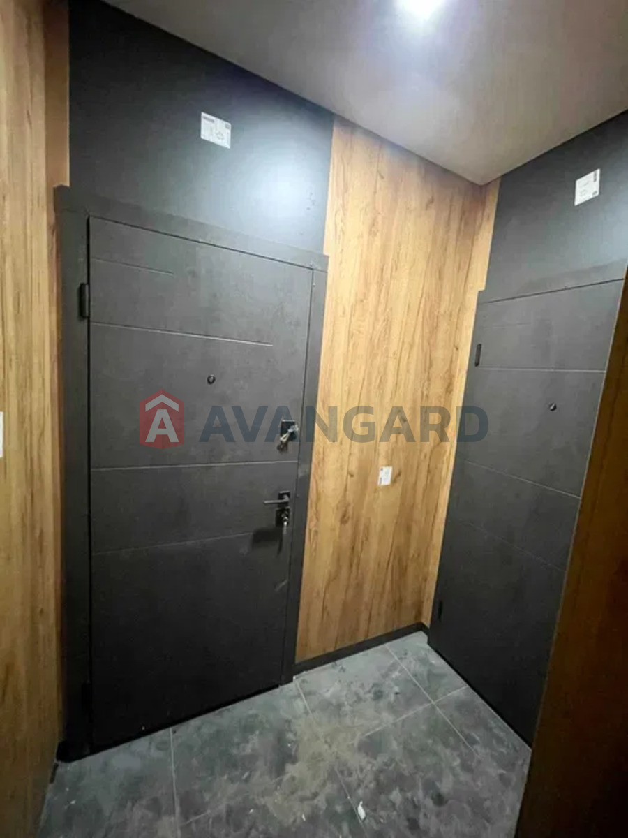 1 ��. ��������, 46/-/5 ��. �., 2/4 ������ ���� 22