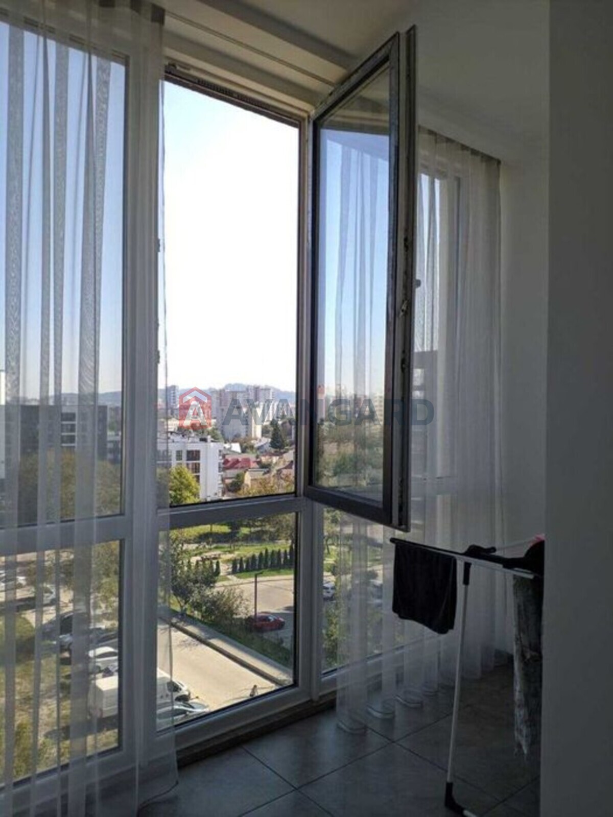 1 ����. ��������, 43/-/18 ��. �., 6/10 ���� ���� 7