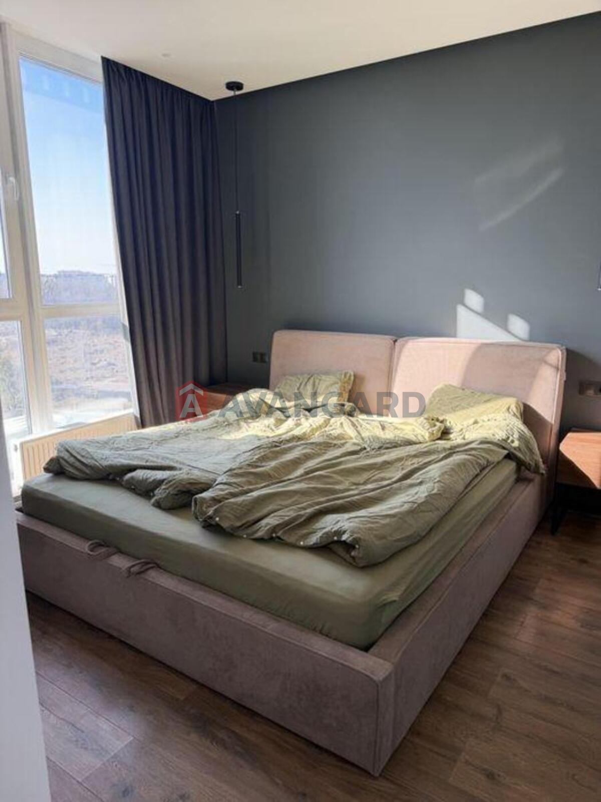 1 ����. ��������, 38/-/20 ��. �., 9/15 ���� ���� 4