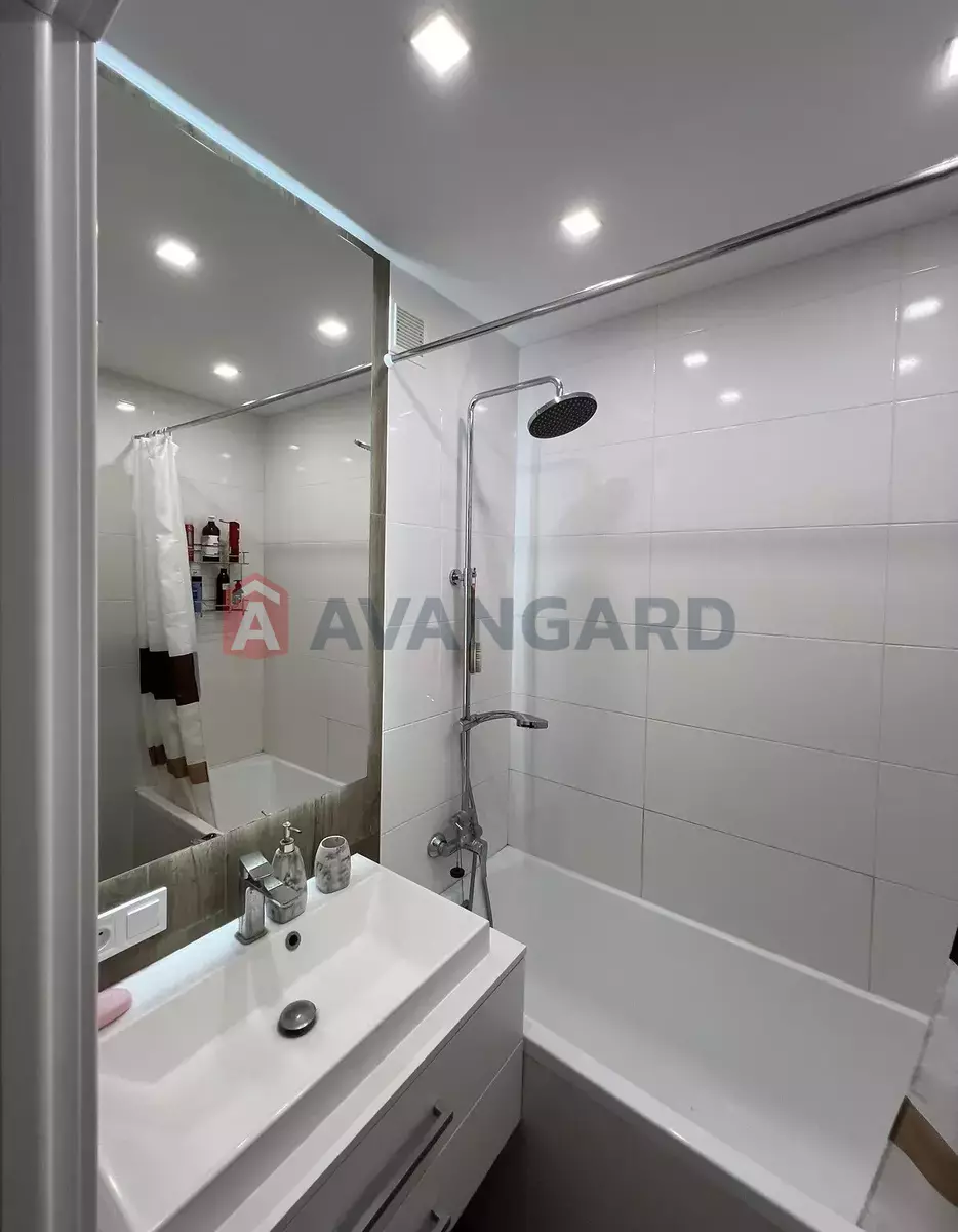 3 ��. ��������, 65/-/11 ��. �., 7/9 ������ ���� 27