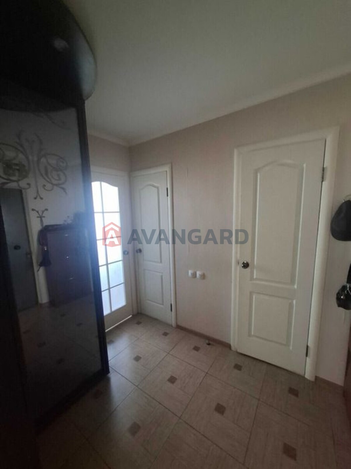 1 ��. ��������, 40/-/8 ��. �., 8/9 ������ ���� 2