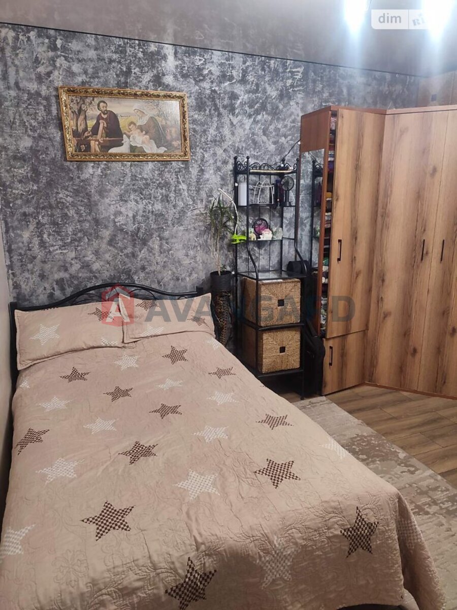 2 ��. ��������, 47/-/- ��. �., 6/8 ������ ���� 6