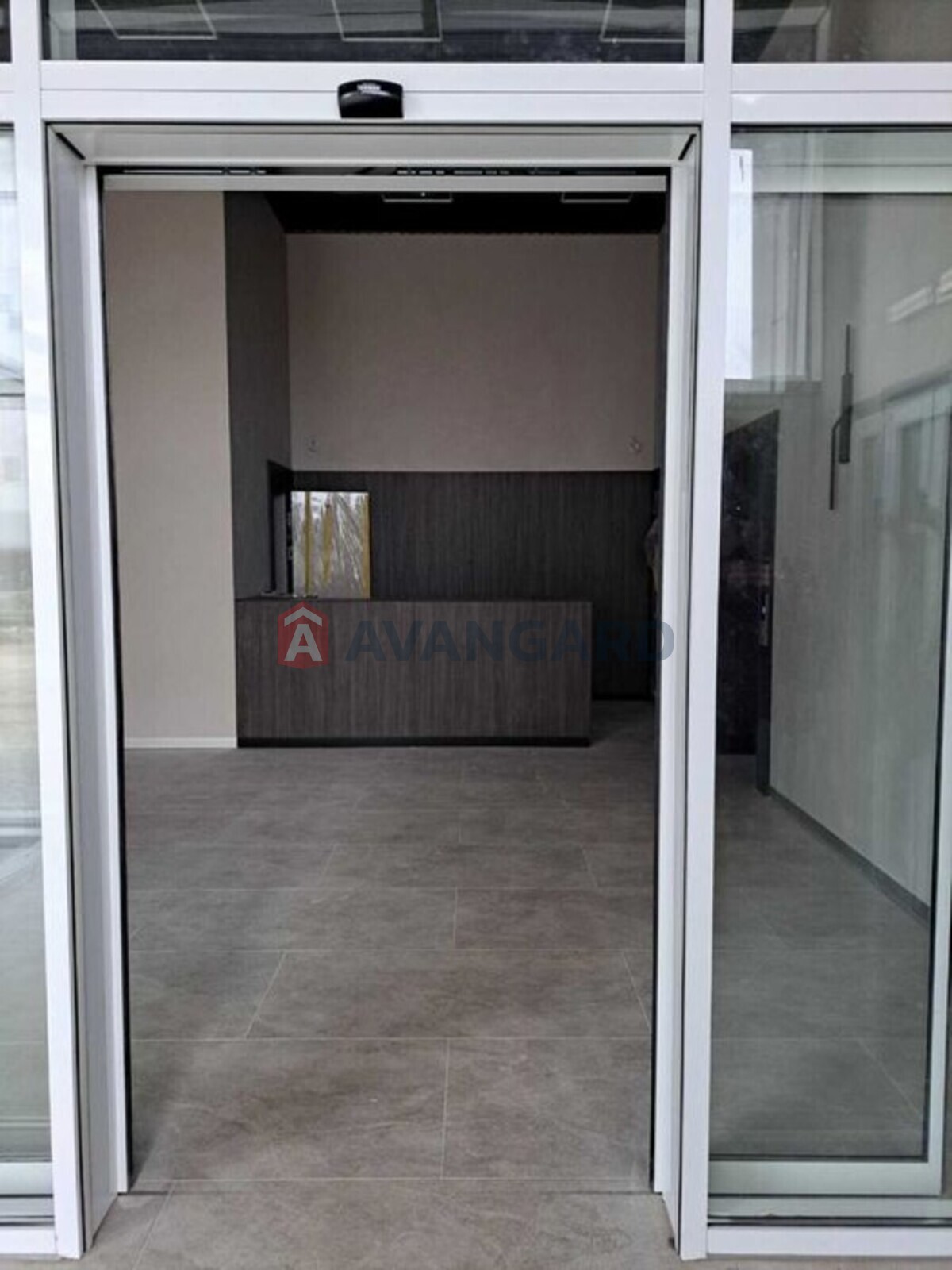 1 ��. ��������, 38/-/15 ��. �., 7/10 ������ ���� 5