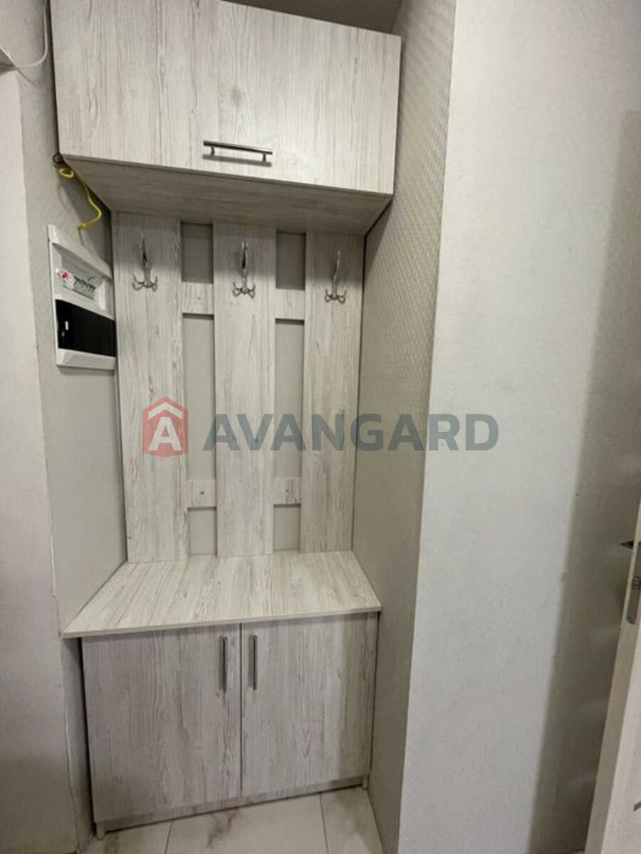 1 . , 33/-/6 . ., 6/9   6