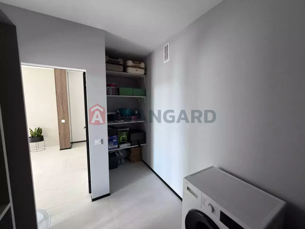 1 ��. ��������, 65/-/33 ��. �., 9/9 ������ ���� 17