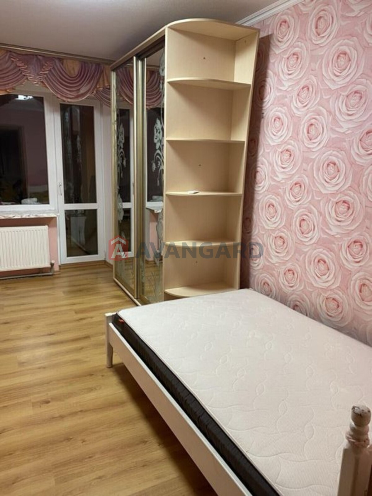 3 ��. ��������, 65/-/7 ��. �., 1/5 ������ ���� 3