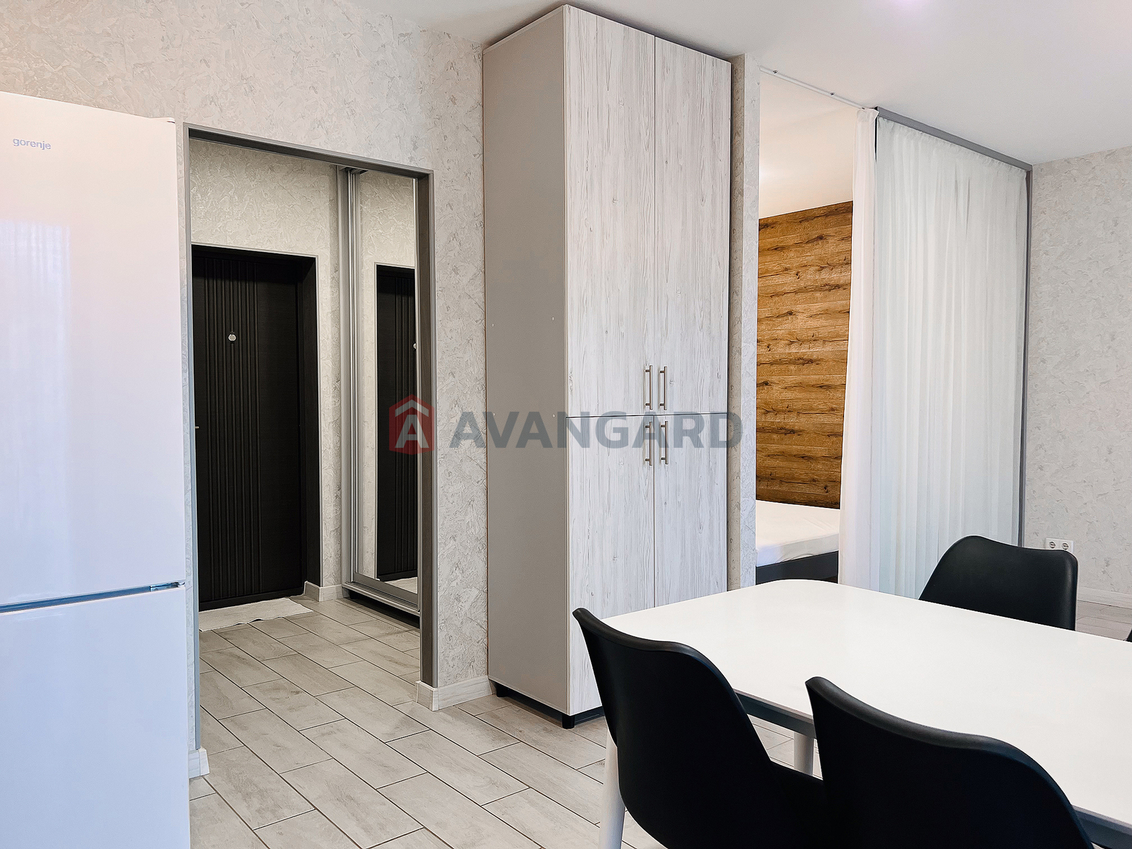 1 . , 44,3/25,8/14,7 . ., 4/10   25