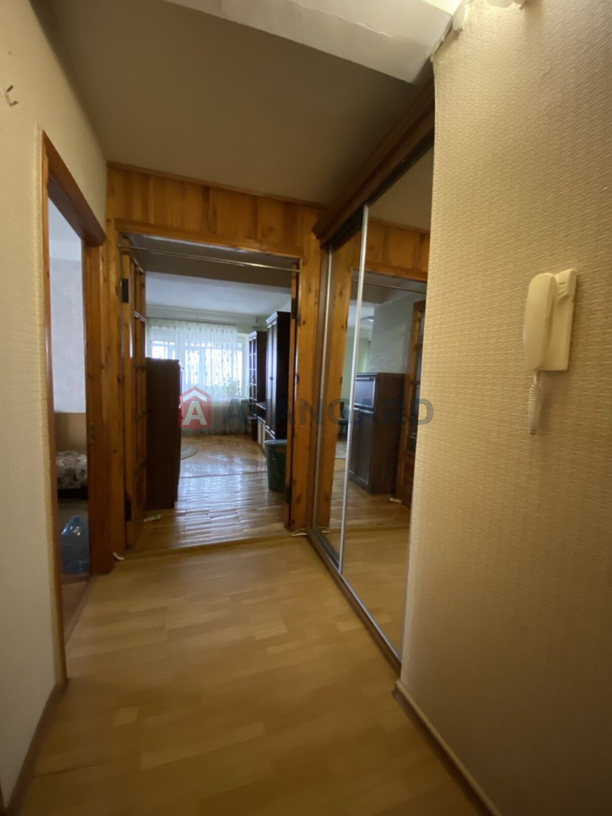 2 ��. ��������, 51/38/9 ��. �., 7/9 ������ ���� 11