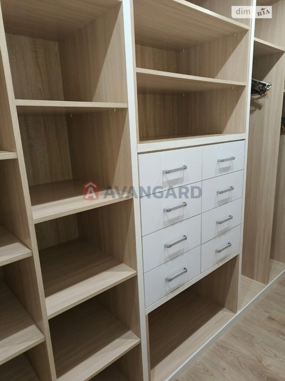 3 ��. ��������, 92/53/14 ��. �., 3/10 ������ ���� 5