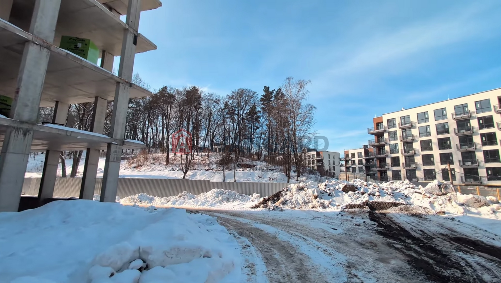 3 ����. ��������, 74.7/41/14 ��. �., 2/5 ���� ���� 1