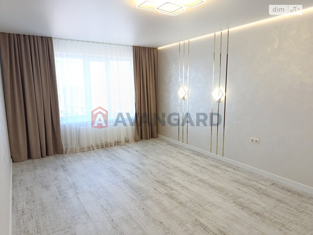 2 ��. ��������, 69/36/14 ��. �., 10/10 ������ ���� 10