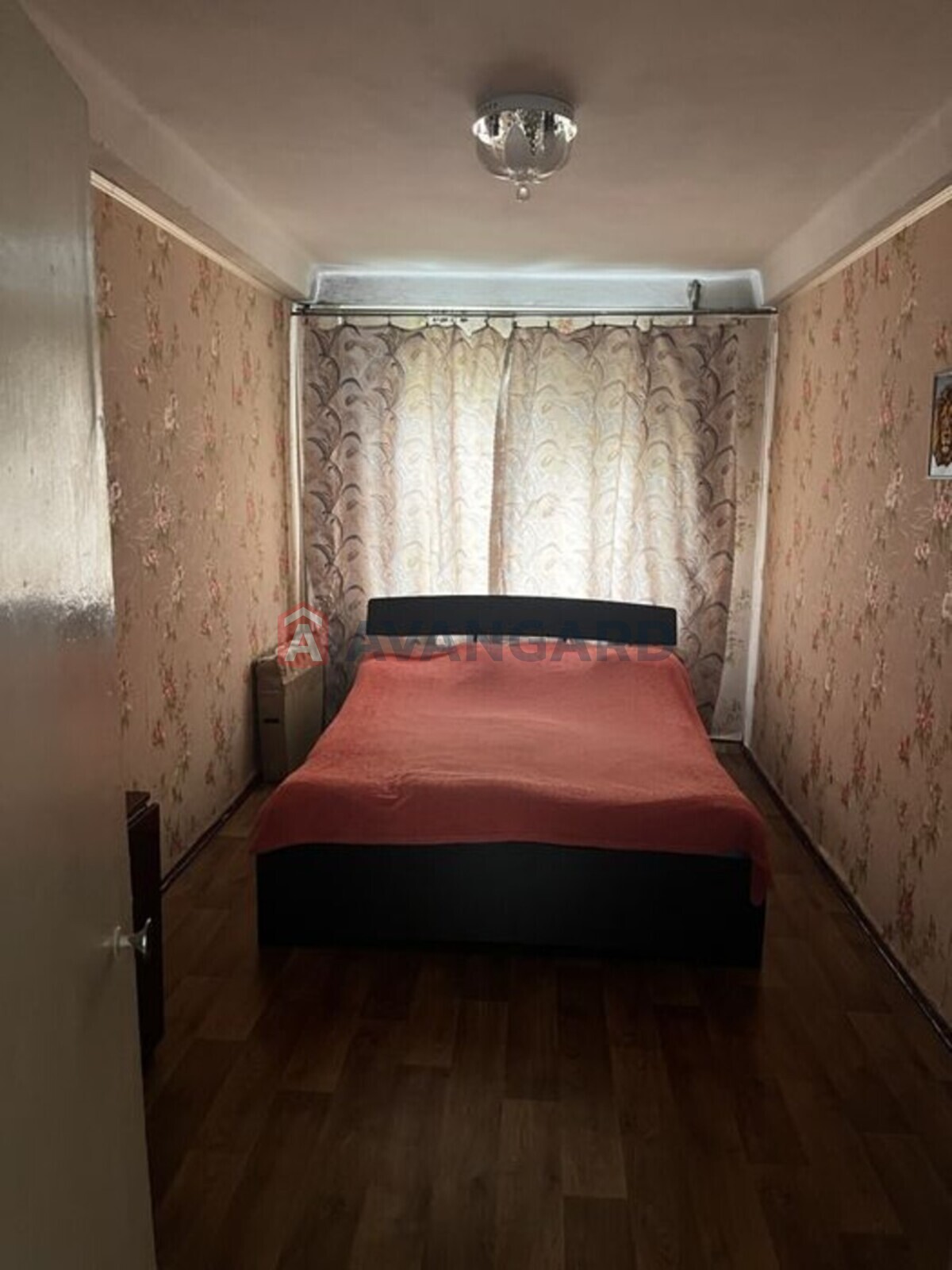 4 ��. ��������, 65/-/6 ��. �., 1/5 ������ ���� 3