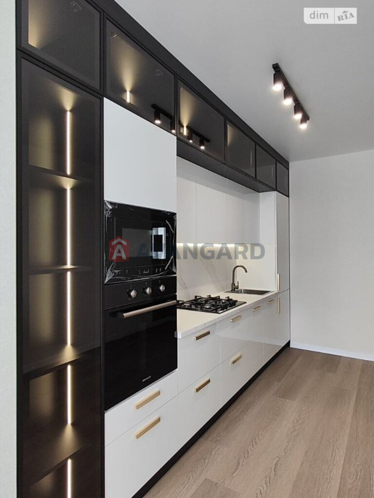 1 ��. ��������, 43/16/15 ��. �., 4/15 ������ ���� 3