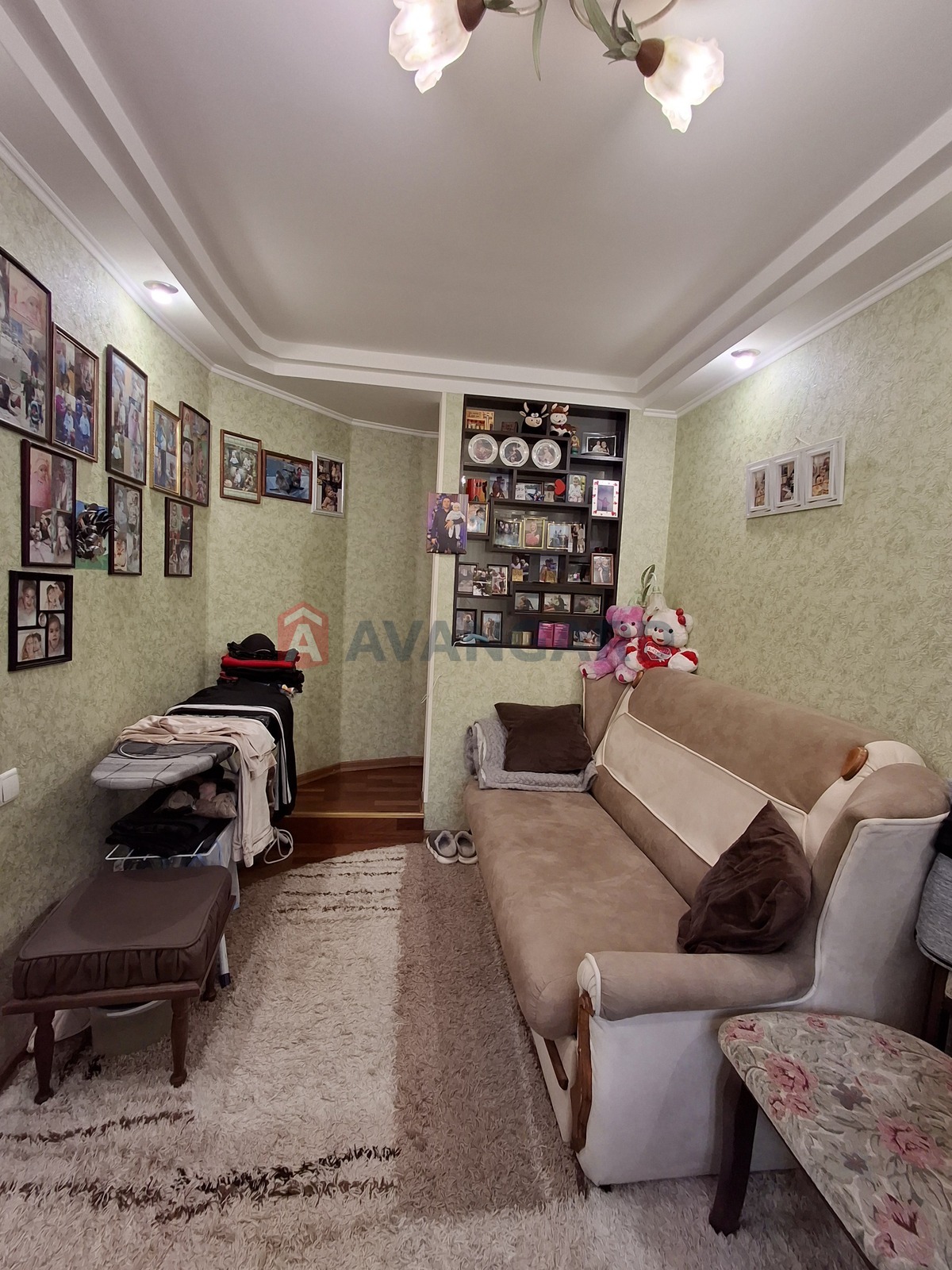 3 ����. ��������, 58/42/6 ��. �., 2/5 ���� ���� 5