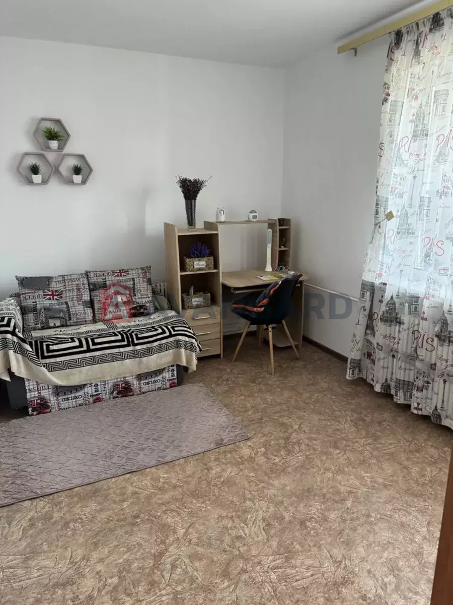 4 ��. ��������, 82/-/12 ��. �., 10/10 ������ ���� 6