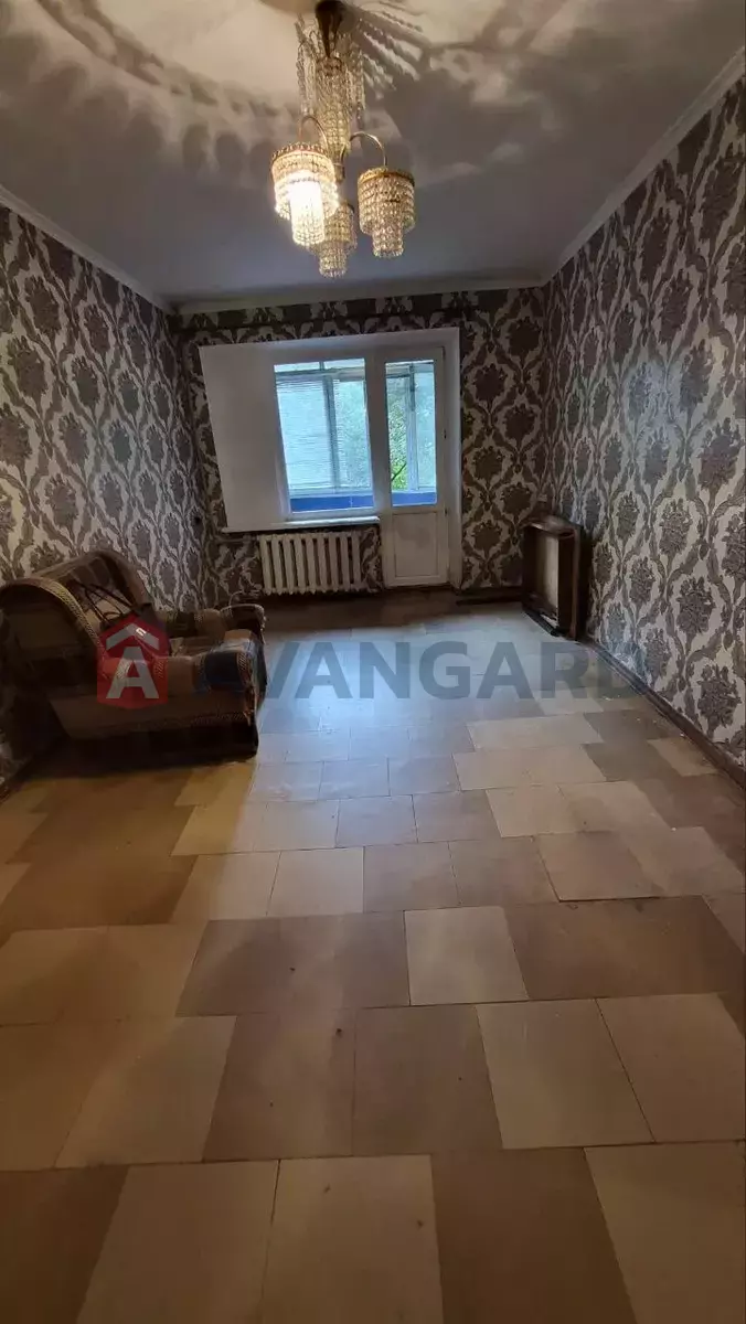 2 ��. ��������, 46/-/- ��. �., 2/5 ������ ���� 3