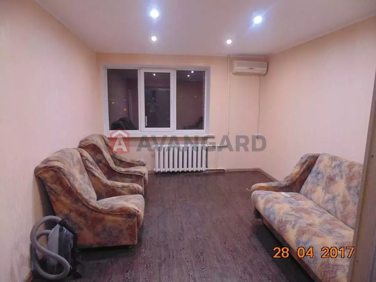 2 ����. ��������, 50/-/9 ��. �., 9/9 ���� ���� 9