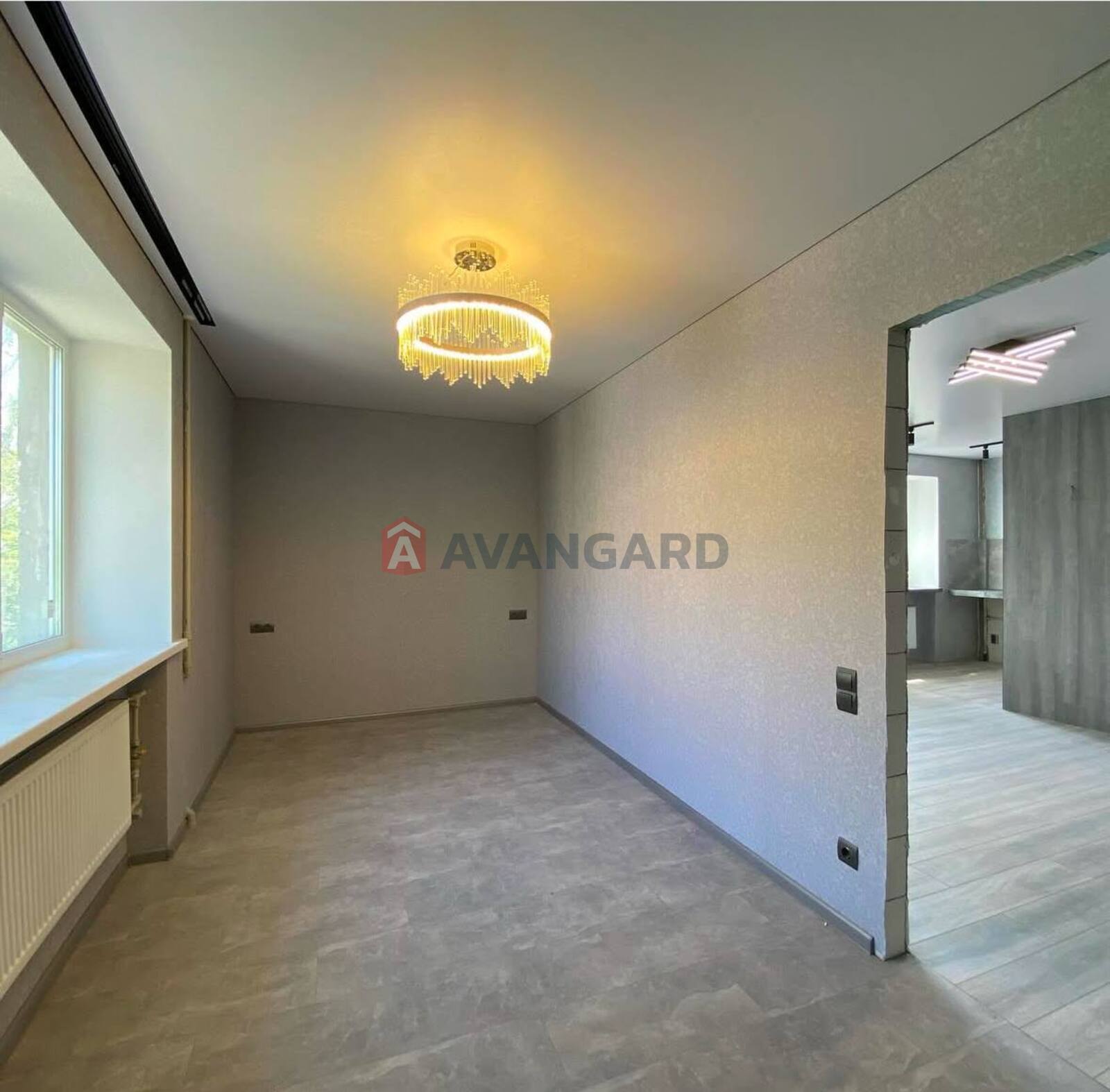 2 ��. ��������, 44/-/5 ��. �., 4/5 ������ ���� 7