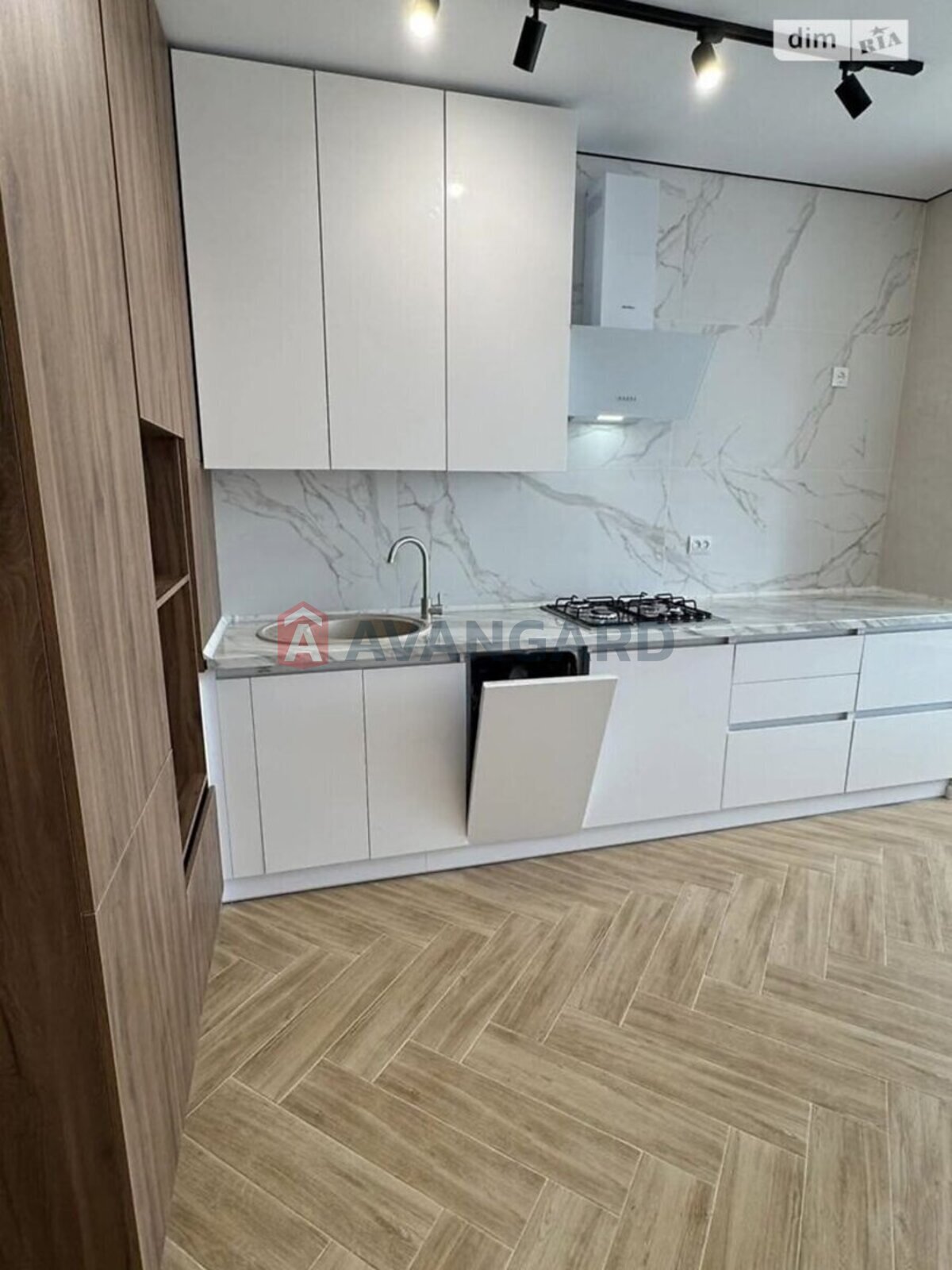 1 ����. ��������, 43/-/16 ��. �., 10/15 ���� ���� 20