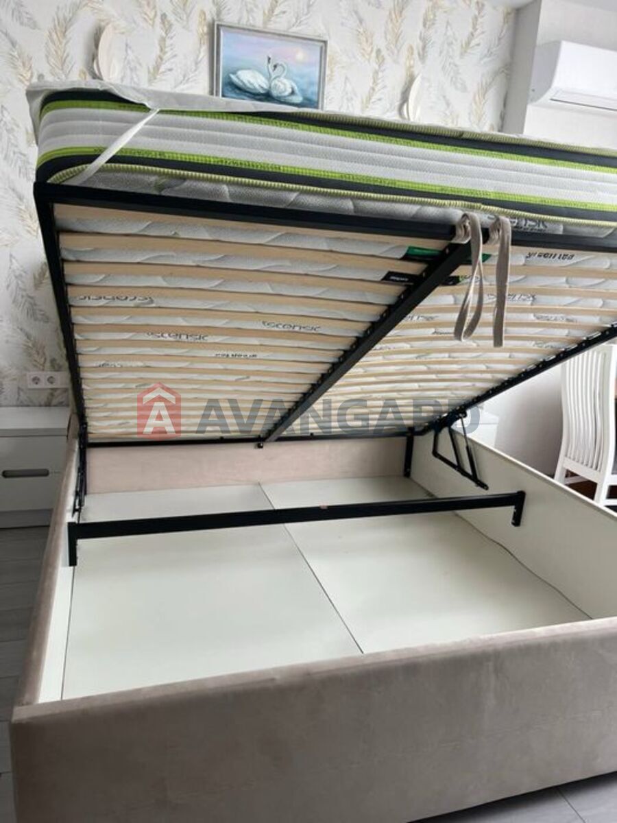 3 ��. ��������, 83/-/15 ��. �., 22/25 ������ ���� 13